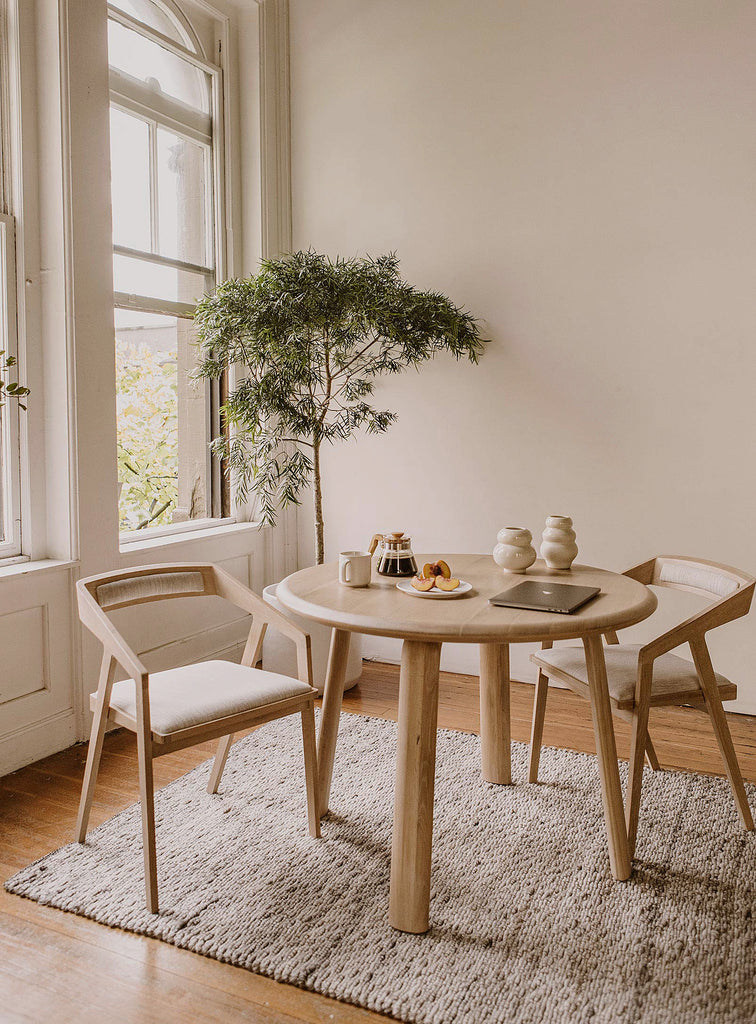 Malibu Round Dining Table White Oak