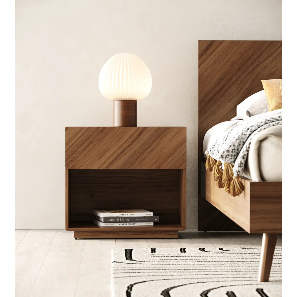 Aukai 23'' W Nightstand