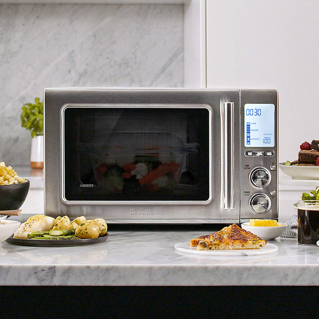 Breville ® Smooth Wave ™ Microwave