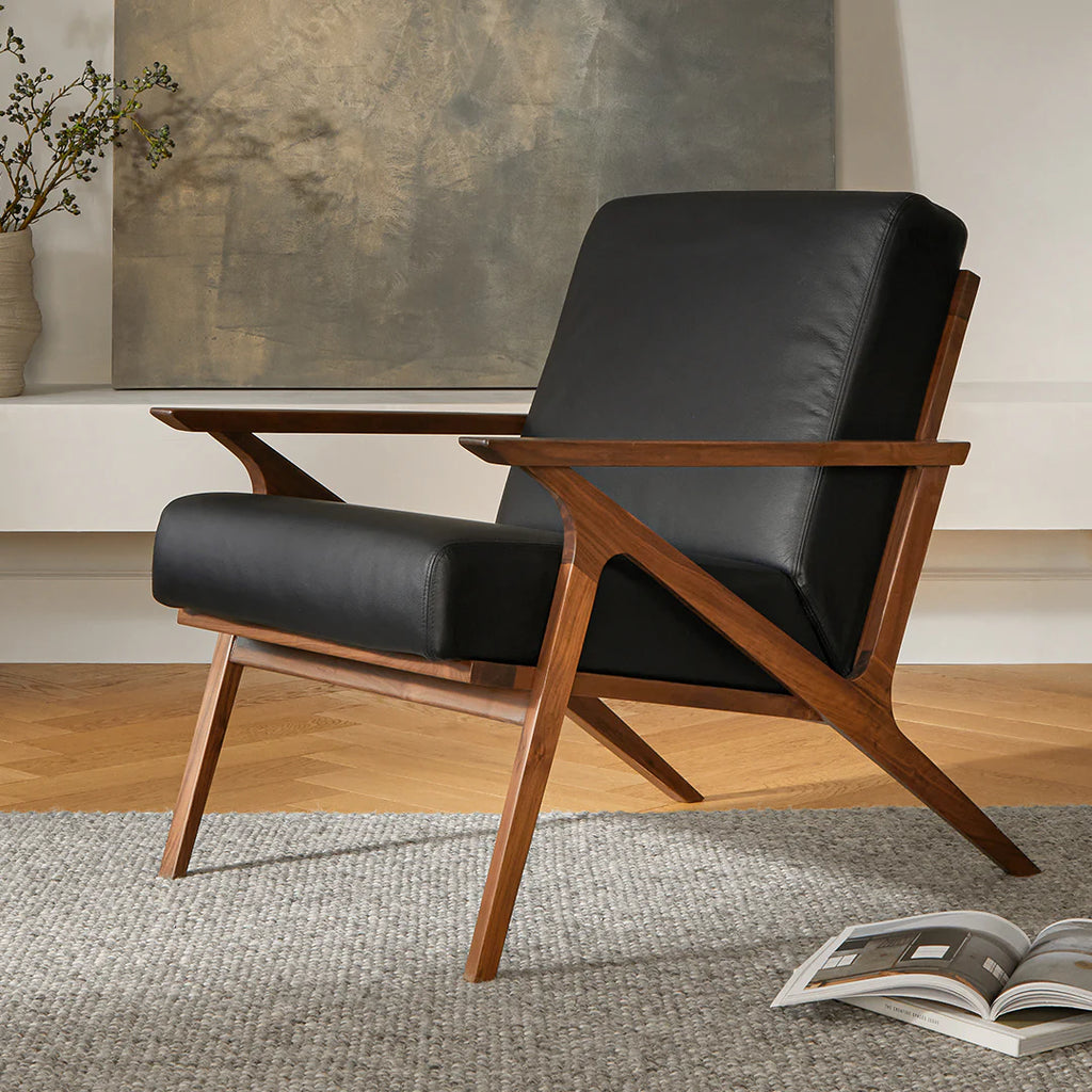 Black Leather Walnut Lounge Chair