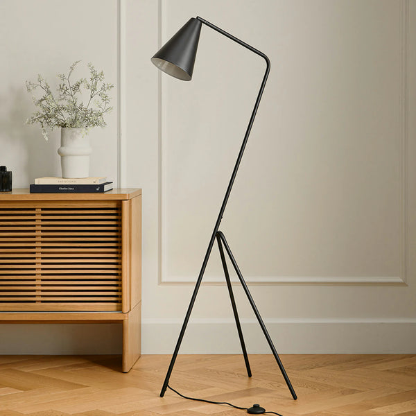 Gira Matte Black Floor Lamp