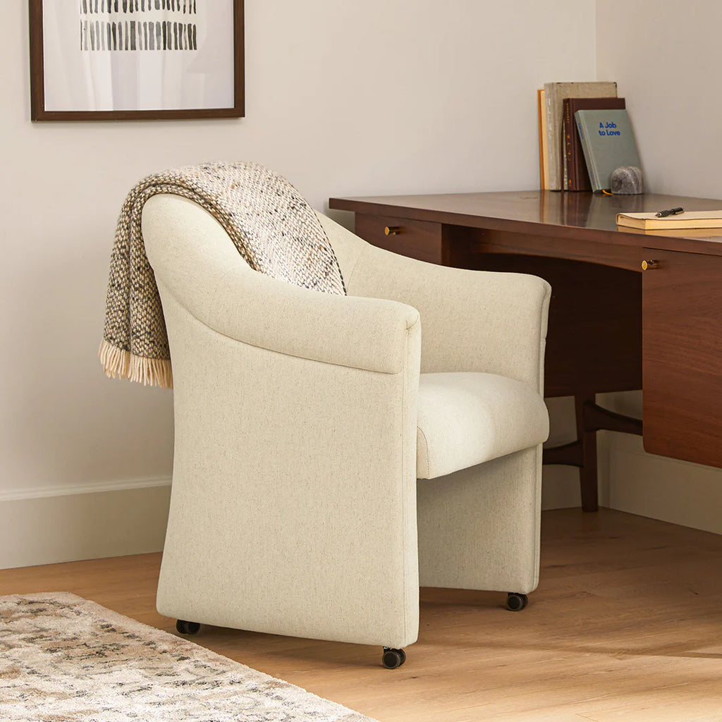 Hess Sand Ivory Chair