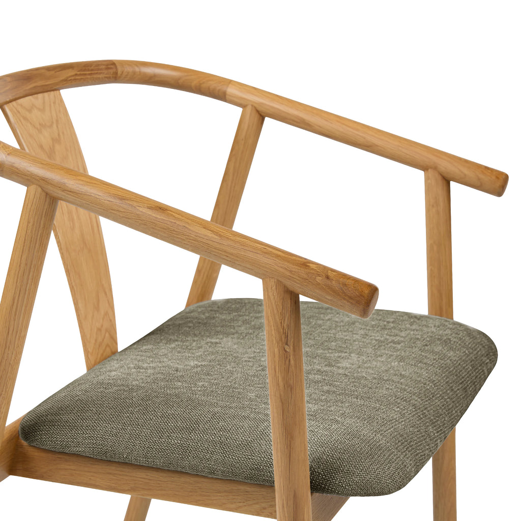 Wishbone Oak and Algonquin Green Dining Chair – The