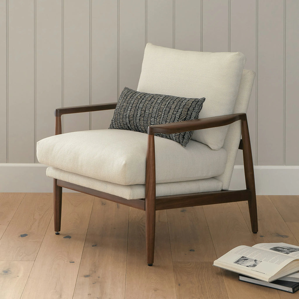 Beve Field Ivory 28.5" Lounge Chair