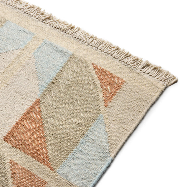 Hani 5 x 8 Rug - Quilt Chevron