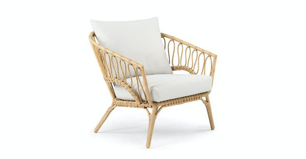 Outdoor Lily White Lounge Chair